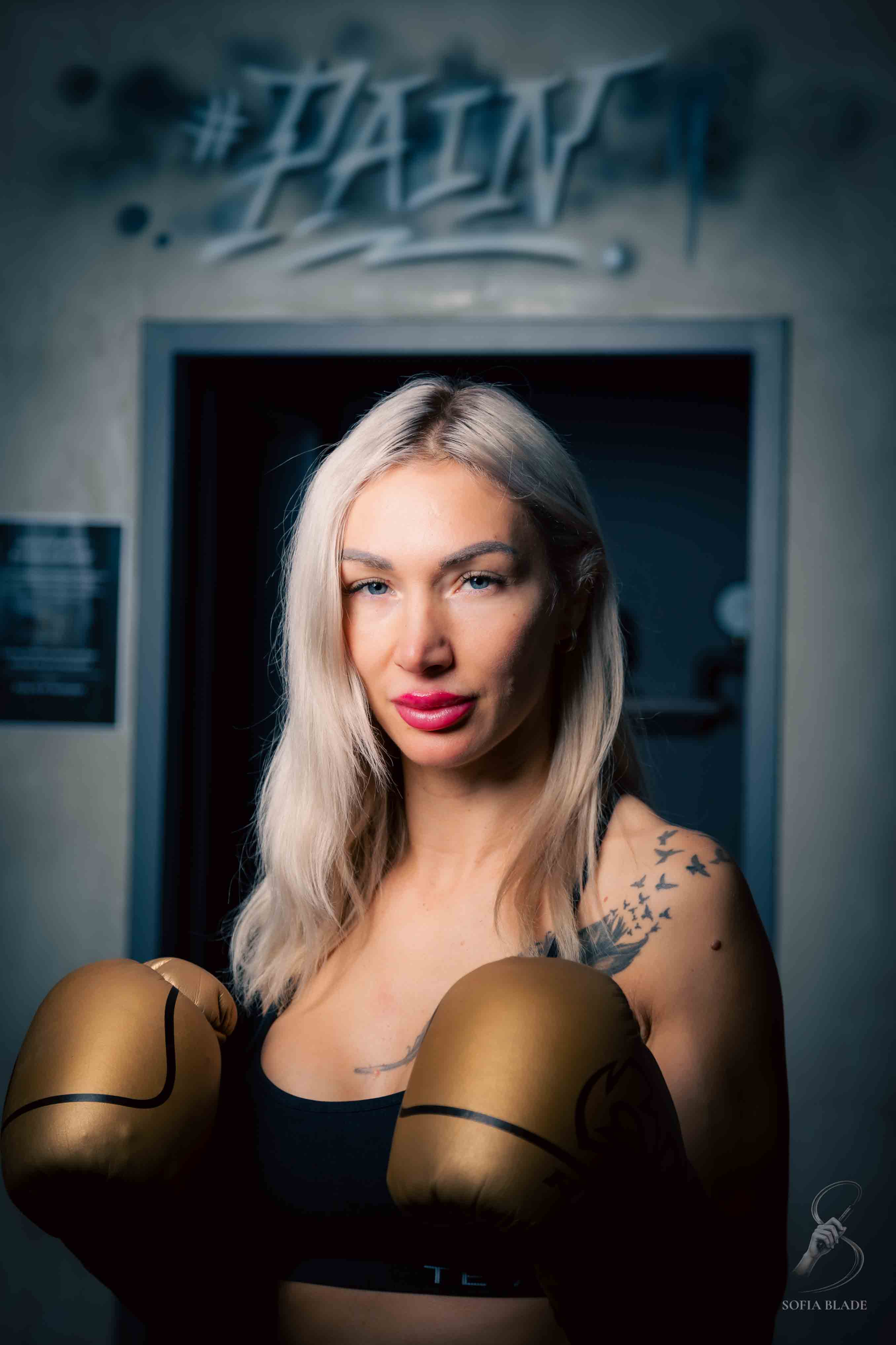 Domina Sofia Blade im Studio Royal Empire in München – Sofia Blade Session 06